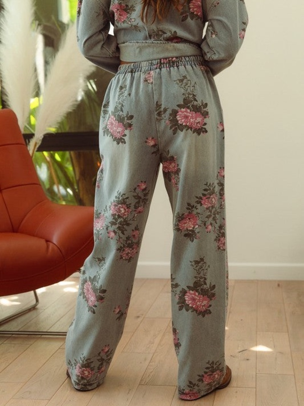 Flower Child Denim Pants - Picture 3 of 7